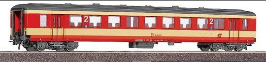 Passenger car 2nd class Schlieren<br /><a href='images/pictures/Roco/44488.jpg' target='_blank'>Full size image</a>